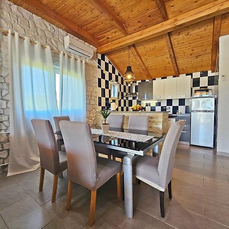 Flamingo - House With Private Pool Vila Gornji Seget Exterior foto